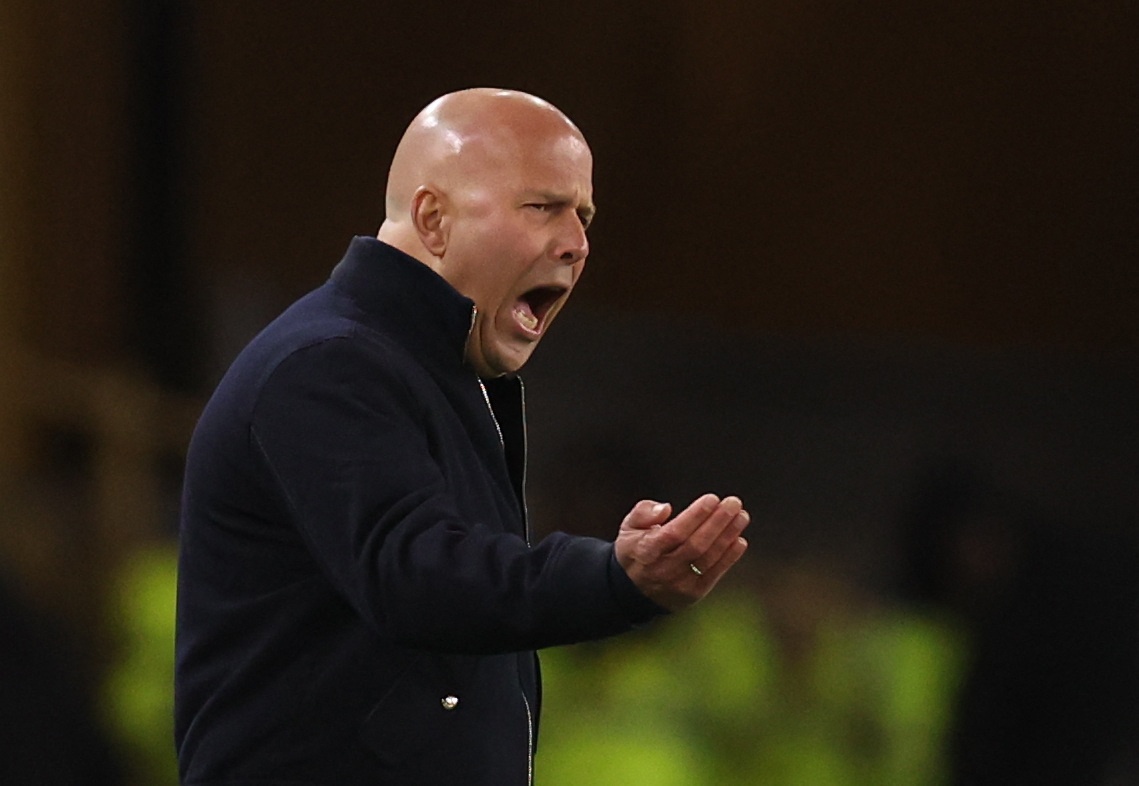 世界杯手机直播-TA：拿不下狼队和热刺这种弱队，斯洛特还有机会扭转但时间不多了